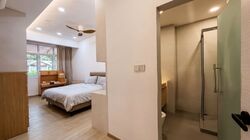 Sixth Avenue (D10), Terrace #581926401